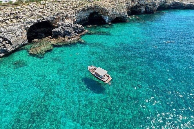 3 Hour Group Tour by Boat to the Caves of Santa Maria di Leuca - Swimming, masks, and life jackets