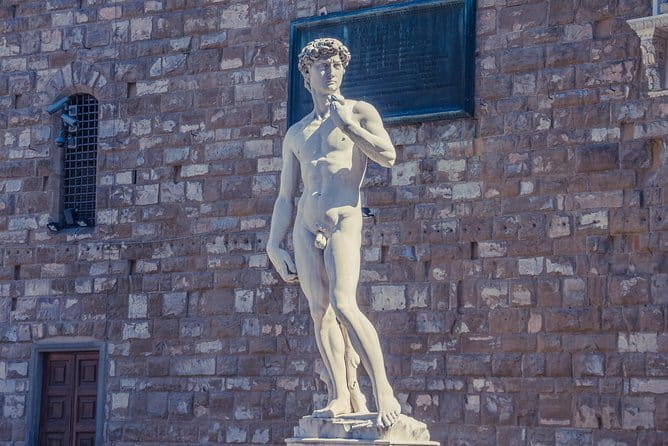 Accademia Gallery Private Tour with 5-star Guide - What the private format changes
