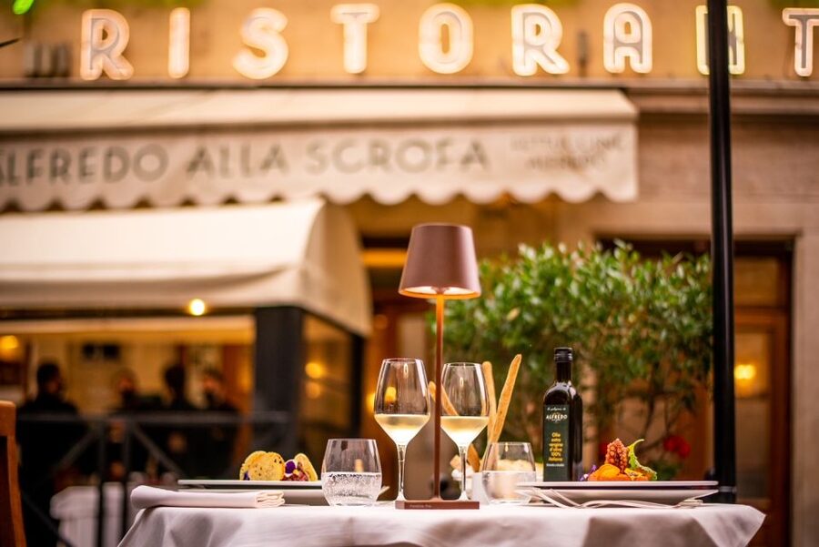 Alfredo alla Scrofa Restaurant in Rome: Eat Like a Star - Key points to know before booking