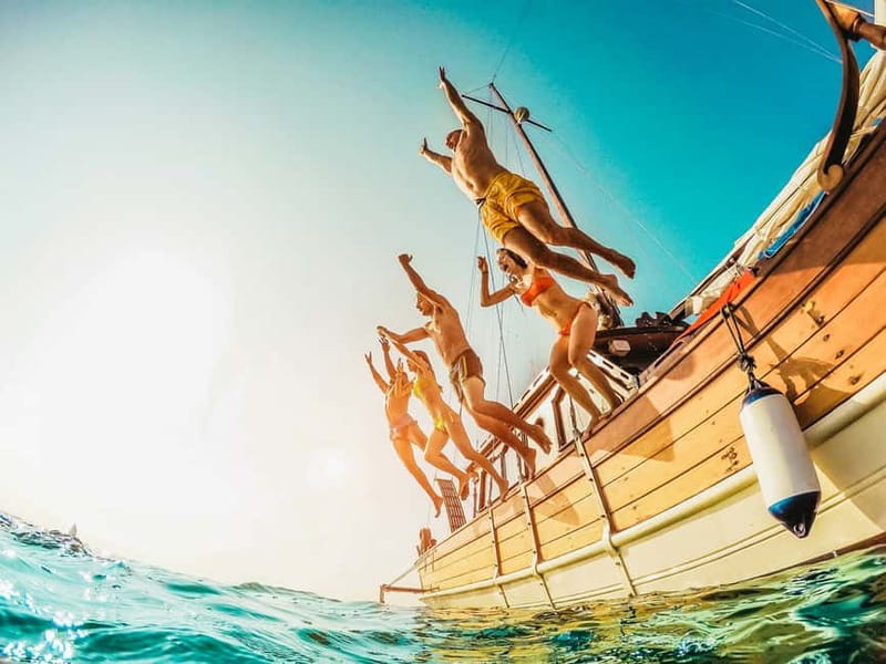 Amalfi Coast: Boat and Snorkeling Tour with Fruit & Drinks - A traditional gozzo with room to stretch out