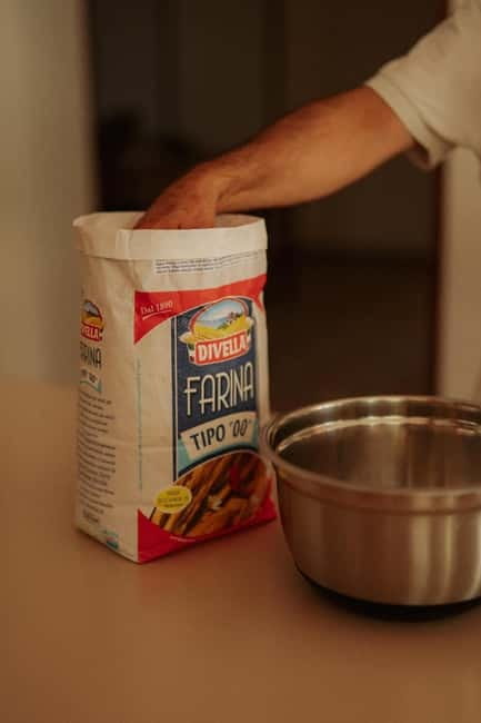 Amalfi: Cooking Class with Pasta, Mozzarella, and Tiramisù - The mozzarella lesson starts with hands-on work
