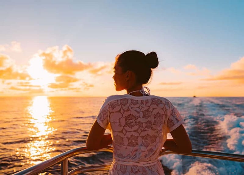 Amalfi: Sunset Boat Tour with Fruit and Drinks - Saint Andrew’s Grotto and the Arc of Lovers