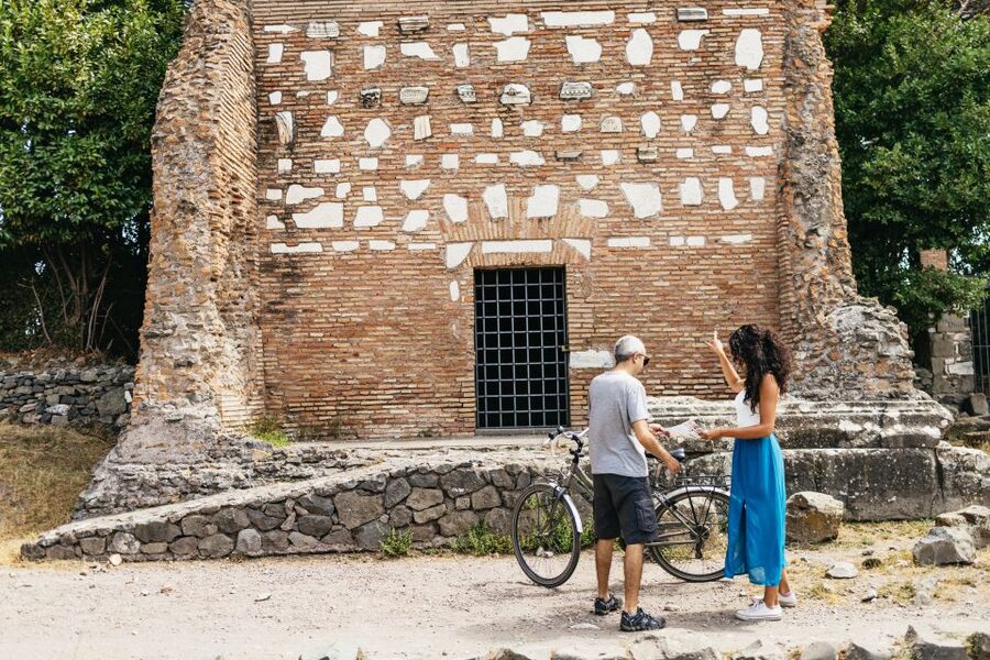 Appia Antica: Full Day Bike Rental with Customizable Routes - Caffarella Park and the Roman aqueducts