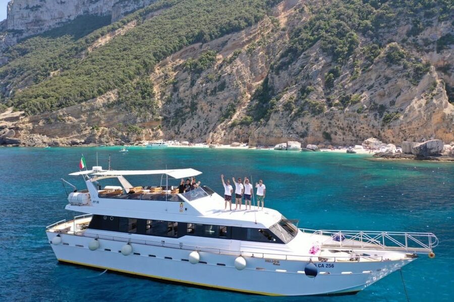 Arbatax: Gulf of Orosei Day Tour by Boat - Sardinian lunch on the Helios Primo