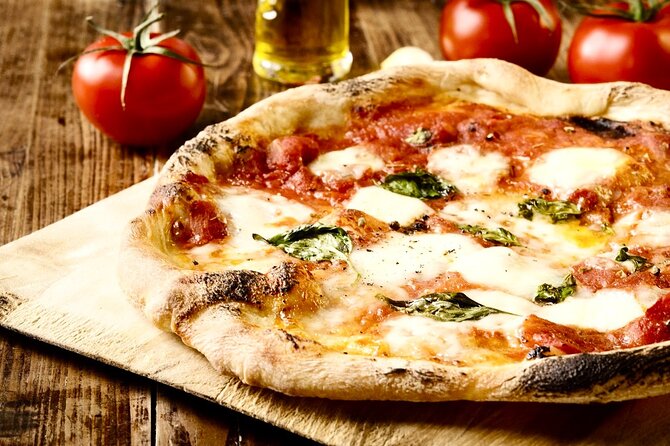 Authentic Naples Food Tour with 8+ Tastings of Pizza, Wine & More - Why this food walk works well in Naples