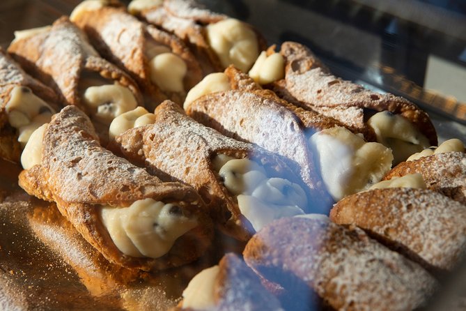 Authentic Naples Street Food Tour With Local Expert Guide - Spaccanapoli and the taste of limoncello