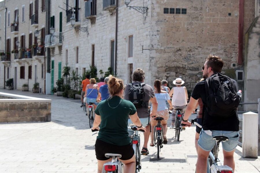 Bari: City Highlights Guided Bike Tour - Why a bike is a smart way to meet Bari