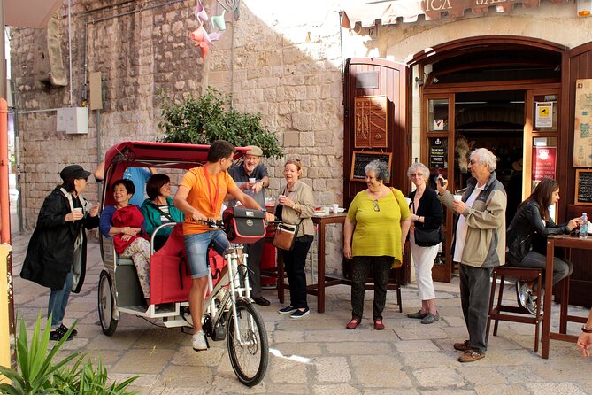 Bari Rickshaw Tour - Piazza Mercantile and Piazza del Ferrarese