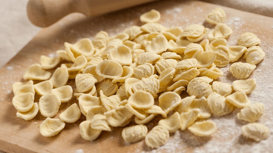 Bari: Street Food Walking Tour with Wine Tasting - Why Bari’s street food works so well as an introduction