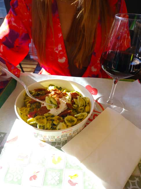Bari: Street Food Walking Tour with Wine Tasting - Panzerotto, focaccia, and the first serious bite