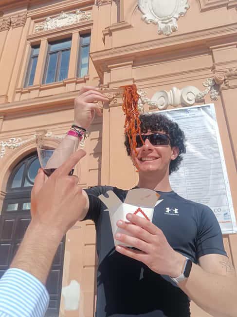 Bari: Walking Street Food Tour - Swabian Castle and Bari’s layers of history