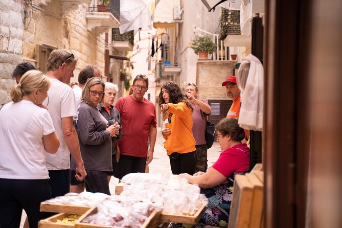 Bari Walking Tour with Pasta Experience - Piazza Mercantile and the social center of old Bari