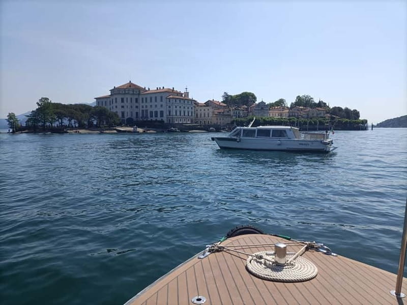 Baveno: Hop-On Hop-Off Boat Tour to 3 Borromean Islands - Starting in Baveno at Piazza IV Novembre