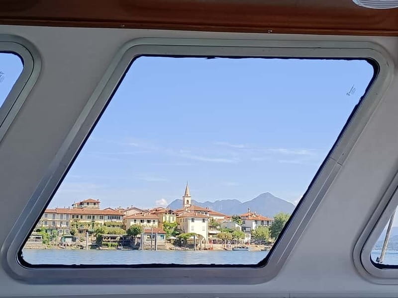 Baveno: Hop-On Hop-Off Boat Tour to 3 Borromean Islands - Timing, seasons, and the weather question