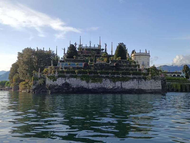 Baveno: Hop-On Hop-Off Boat Tour to 3 Borromean Islands - Practical tips for a smoother visit
