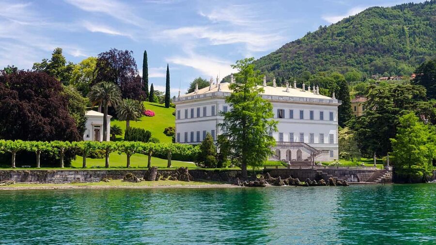 Bellagio: Lake Como Shared Boat Tour - Villa del Balbianello, the movie-star stop