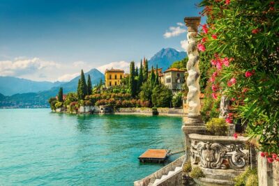 Bellagio & Varenna: Small Group Tour from Milan with Boat Cruise