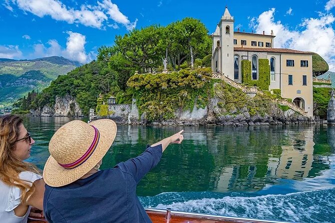 Bellagio & Varenna: Small Group Tour from Milan with Boat Cruise - The ferry to Varenna and the final village walk