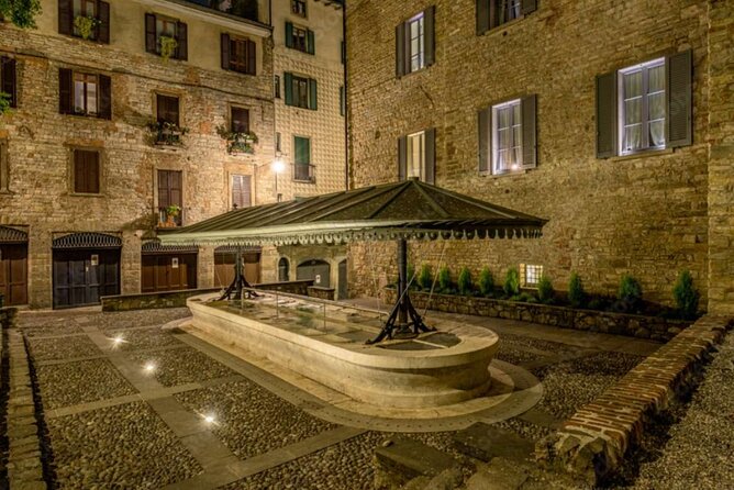 Bergamo: Digital guide made by a local for your walking tour - Colleoni Chapel and Bergamo’s grand churches