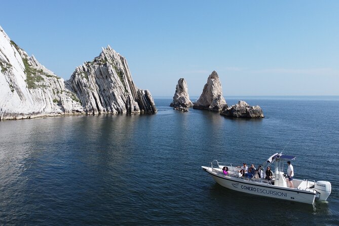 Boat tour all along Conero Riviera - Key points to know before booking