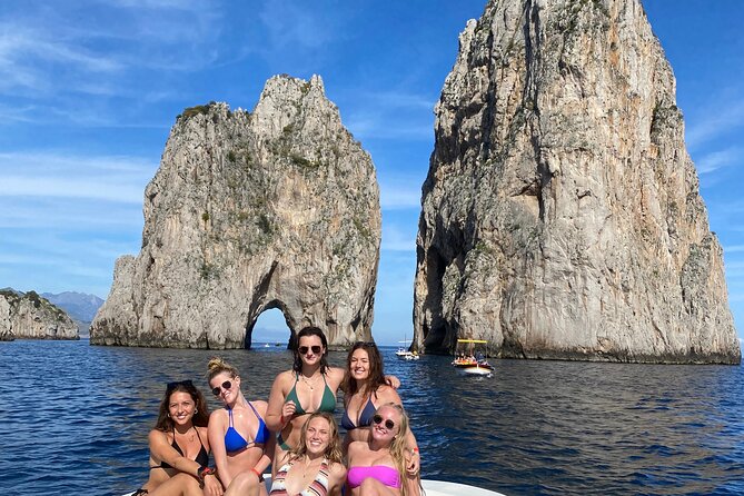 Boat Tour of the Caves on the Island of Capri - Who will enjoy this boat tour most?
