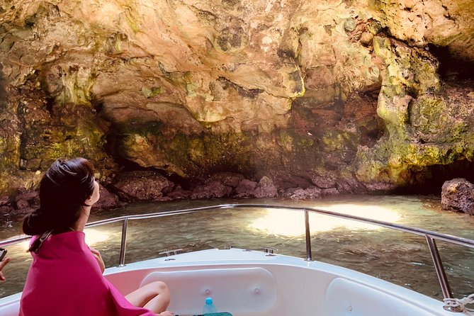 Boat tour of the Polignano a Mare caves with aperitif - Grottone and the former sea cinema