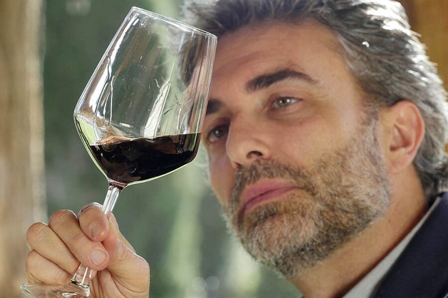 Bolgheri: Winery Tour with Wine Tasting - The Sensorial option and its aroma kit
