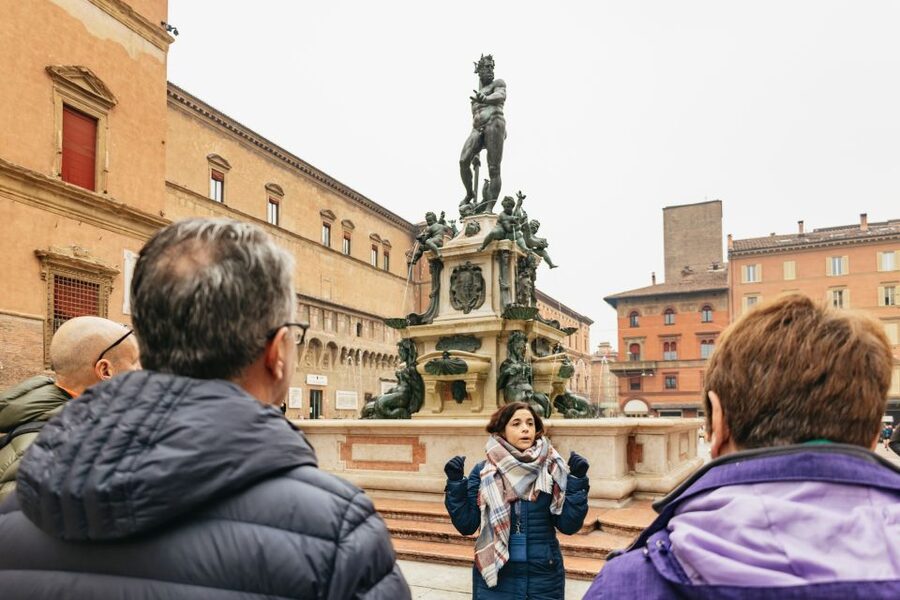 Bologna: City Center Walking Tour - Guide quality, group size, and the pace of information