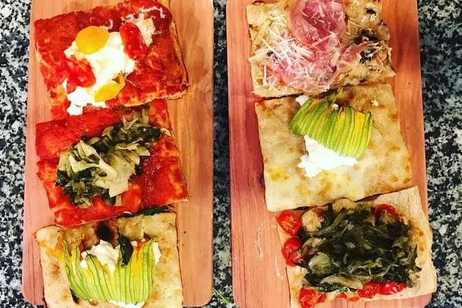 Bologna: Full meal Food Tour with Local Delights by Do Eat Better - Meeting your guide on Via Ugo Bassi