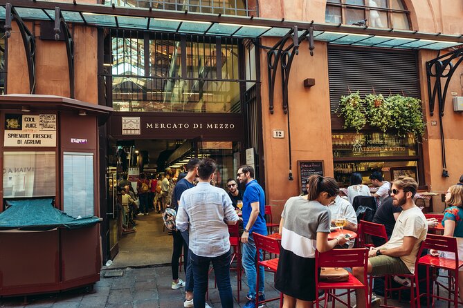 Bologna: Full meal Food Tour with Local Delights by Do Eat Better - Is $81.02 a fair price?