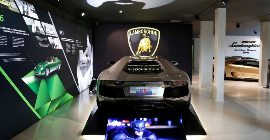 Bologna: Lamborghini Museum Entrance Ticket - The Miura is the essential classic