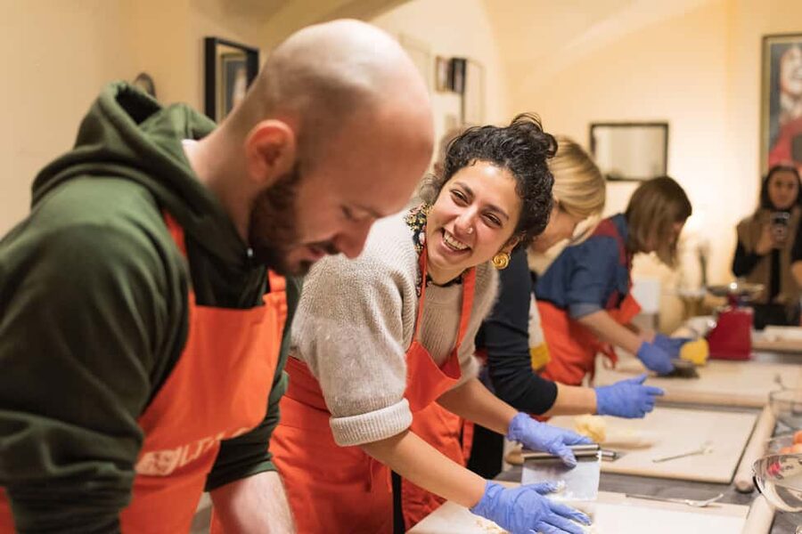 Bologna: Pasta Tagliatelle Ragu Cooking Class with Spritz - Key points at a glance