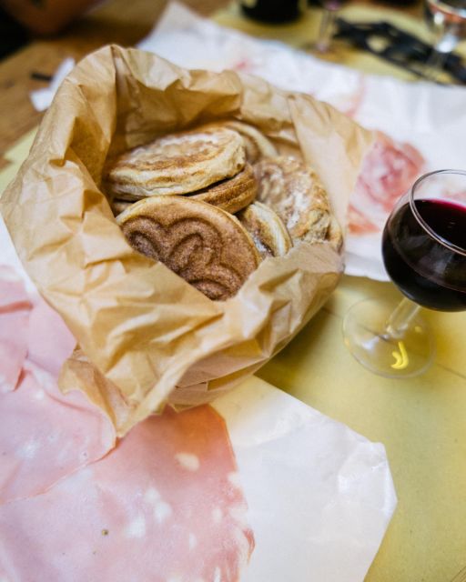 Bologna: Walking Food Tour with a Local Guide - Finishing with gelato at the Two Towers