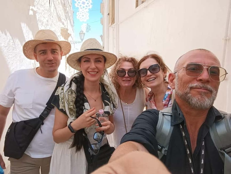 Brindisi: Alberobello, Locorotondo & Ostuni Tour with Brunch - How much time do you really get?