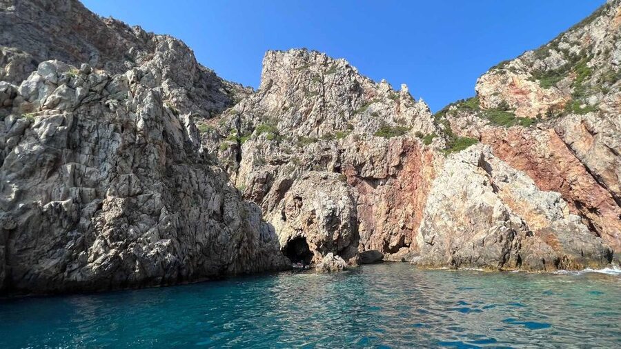 Buggerru: Half-Day Dinghy Tour of the Sardinian South Coast - Why Buggerru looks better from a dinghy