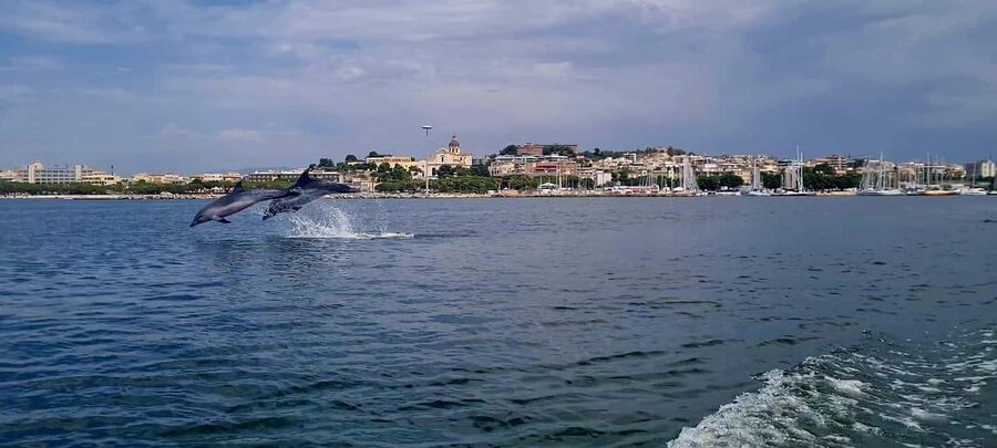 Cagliari: Boat Tour, 4 Stops, Swim, Snorkeling, & 1 Spritz - From the harbor to Cala Bernat