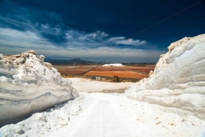 Conti Vecchi Salt Flats Train and Tour