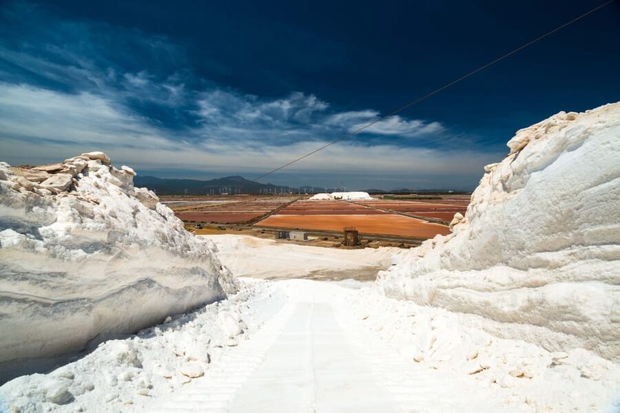 Cagliari: Conti Vecchi Salt Flats Train and Tour - Inside the museum, salt becomes a human story