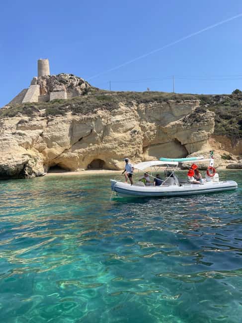 Cagliari:devil's saddle big cruise by boat drink & snack - Seeing Sella del Diavolo from the water