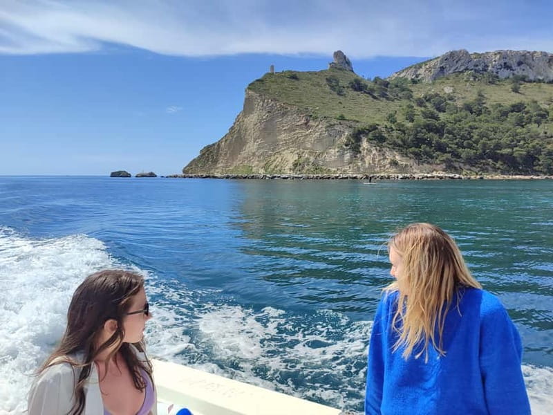 Cagliari: Devil's saddle boat tour, 4 stops and prosecco - A three-hour view of Cagliari from the sea