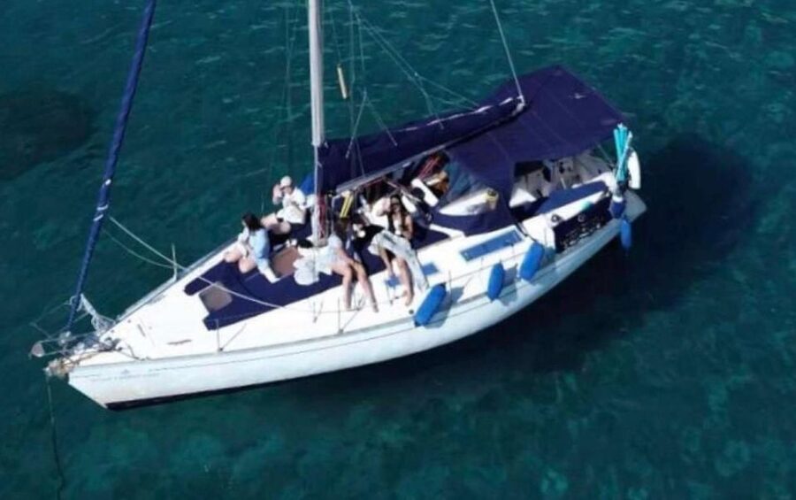 Cagliari: Sailing Tour with 4 Stops, Snorkeling and Prosecco - Comfort, safety, and practical details
