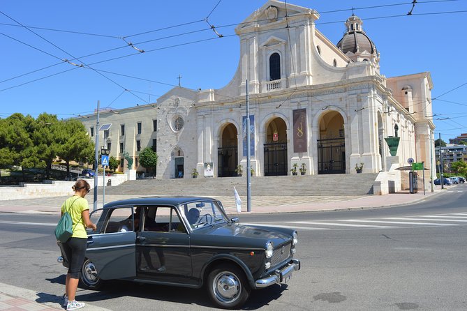 Cagliari Vintage Tour - Starting at Carlo Felice and the seafront approach