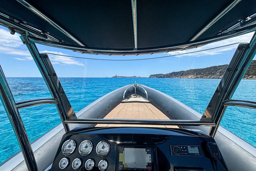 Cagliari: Zodiac Boat Tour, 3-4 SwimStops, Wine & Snorkeling - Seeing the Devil’s Saddle from the sea