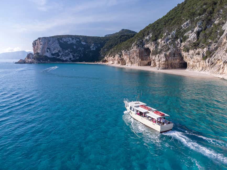 Cala Gonone: Grotta Bue Marino & Cala Luna Beach Boat Tour - Why this Gulf of Orosei outing works