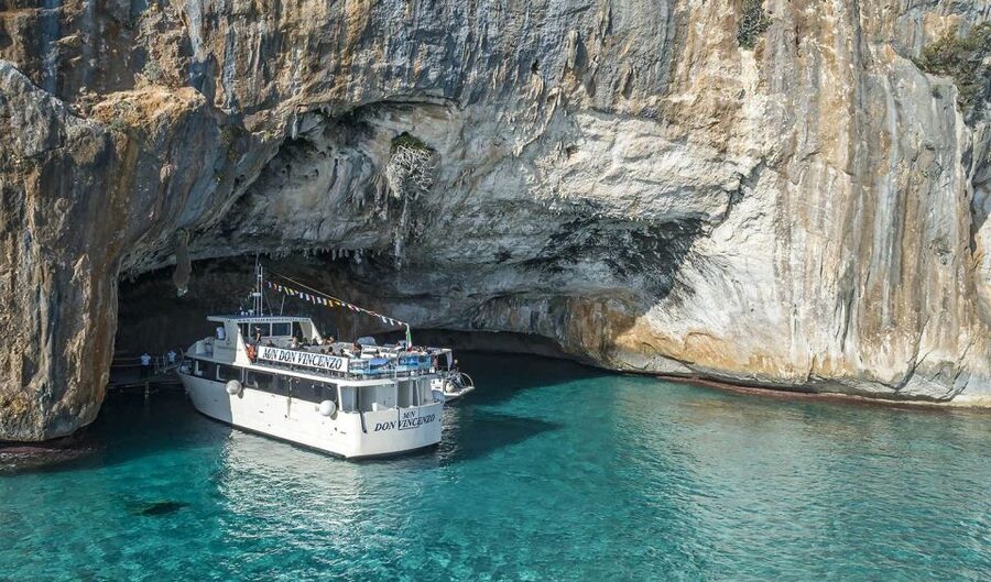 Cala Gonone: Grotta del Bue Marino and Cala Luna Boat Tour - Grotta del Bue Marino gives the trip its character