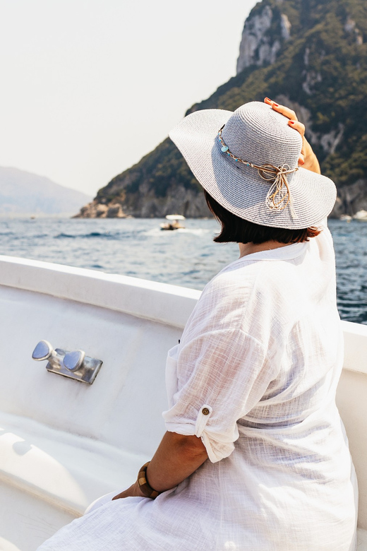 Capri: Island Boat Tour and Optional Blue Grotto Visit - Timing, comfort, and practical concerns