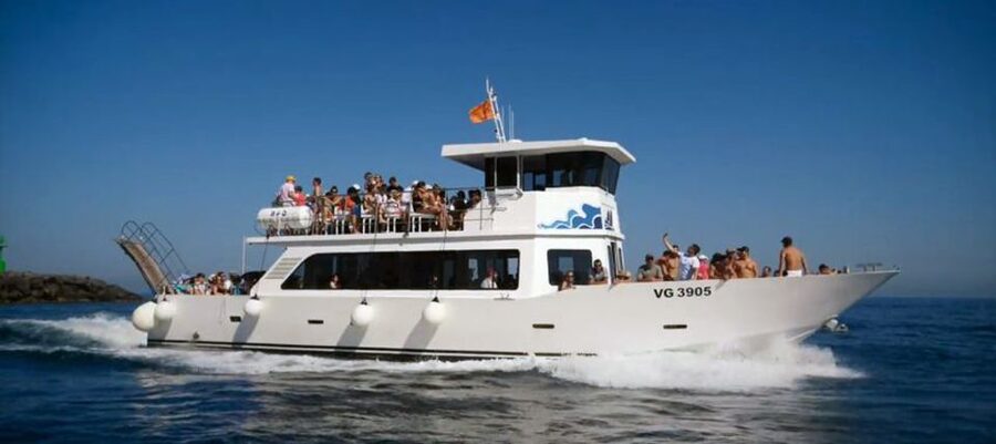 Capri: Island Boat Tour with Blue Grotto Stop - Key points before you board