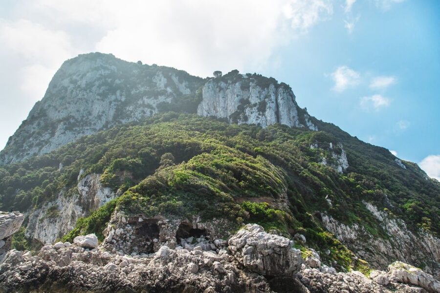 Capri: Island Sightseeing Tour with Blue Grotto Stop - Is $28 good value for an hour?