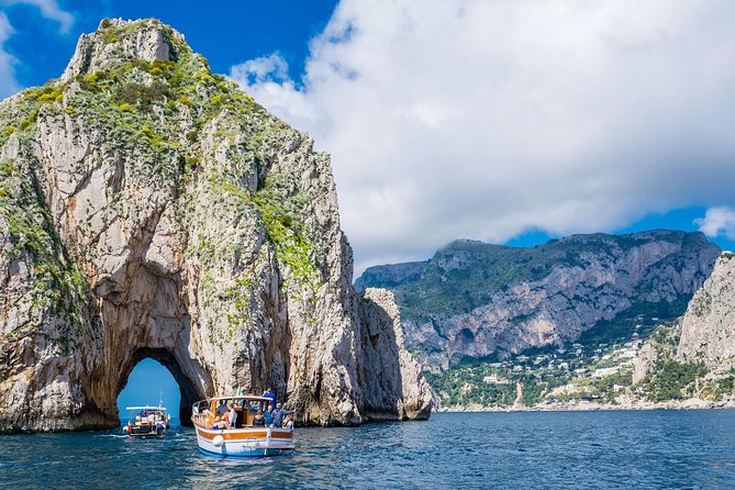 Capri Walking Tour with local guide - Why this route works well on Capri