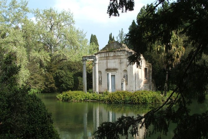 Caserta Royal Palace & Gardens Small Group Tour with Shuttle - Riding the Shuttle to the Gardens